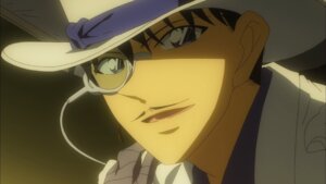 Фантом хатагтай гарч ирлээ