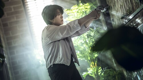 Аав нь удахгүй очиж авна аа