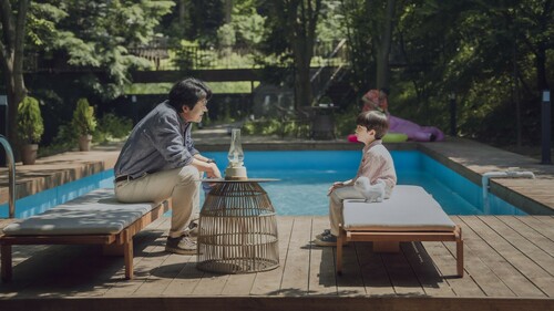 Бидэнд ярих зүйлс их байгаа байх аа