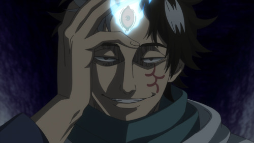 Шөнө дундын нарны мэлмийн нуувч руу довтолсон нь!!!