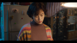 Далавчаа дэлгээд нис