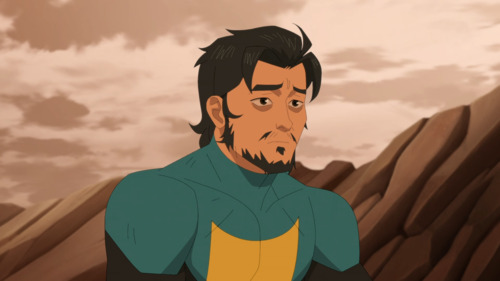 Чи ч муухан харагдаж байна даа